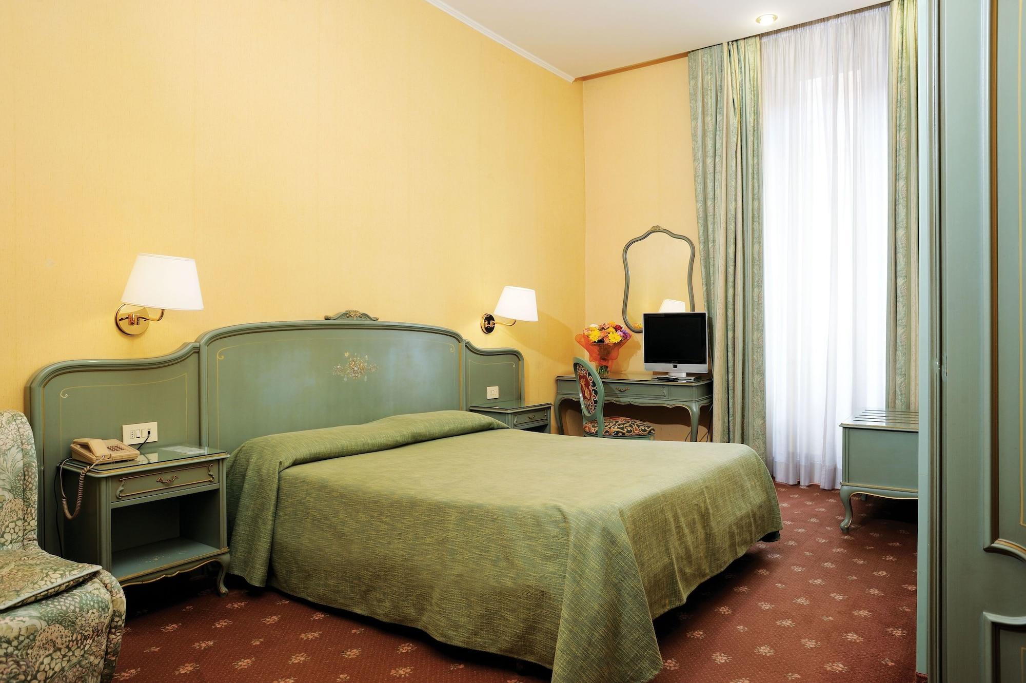 Hotel Augustea Roma Exterior foto